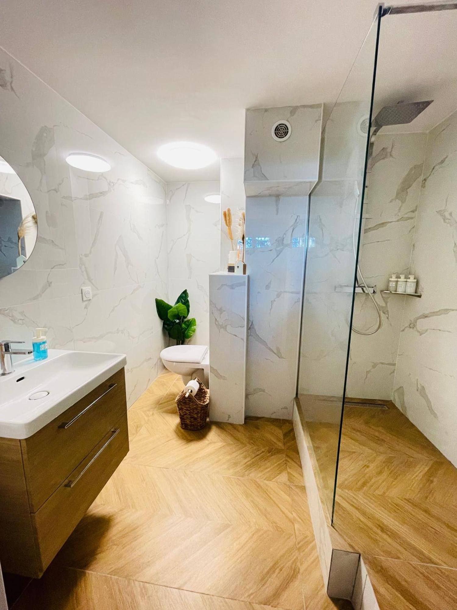 Appartement Le Niou, Appartement Avec Parking Gratuit *