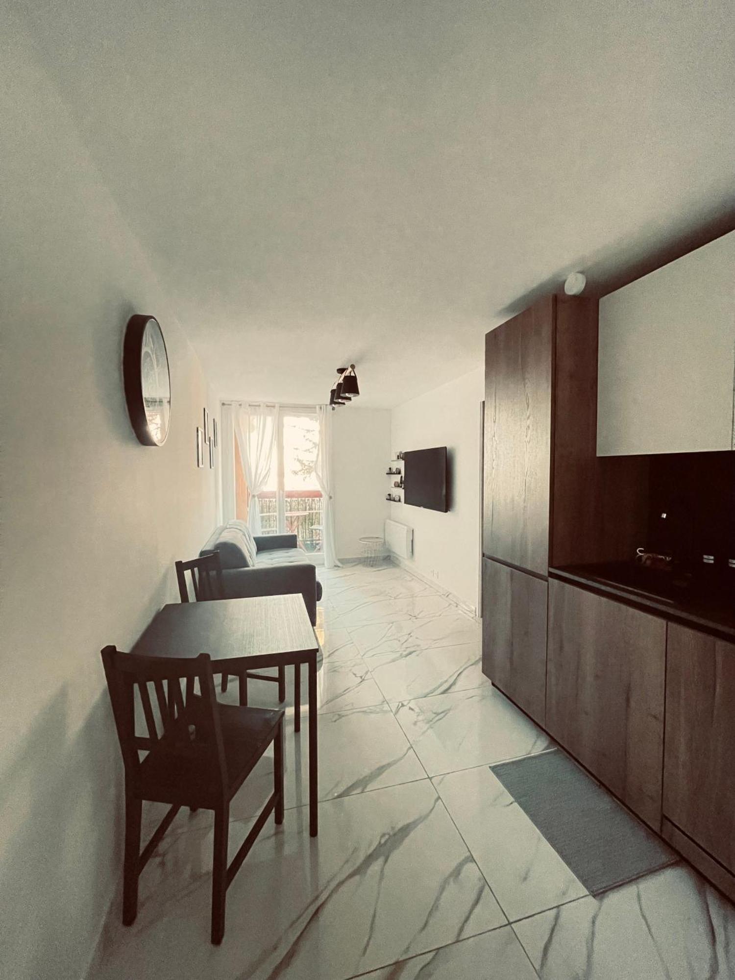 Appartement Le Niou, Appartement Avec Parking Gratuit *